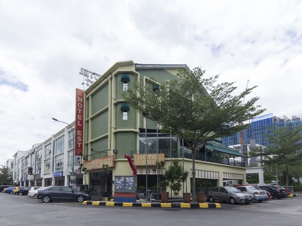 Imagen general del Hotel OYO 604 Est Equine Park. Foto 2