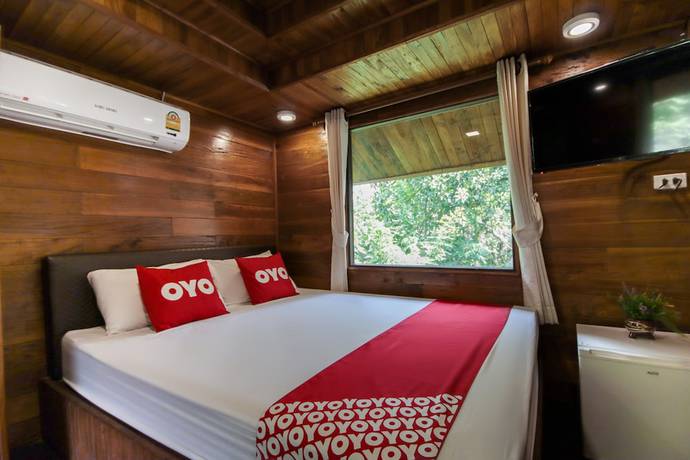 Imagen de la habitación del Hotel OYO 604 Ruen Mai Horm Resort. Foto 15