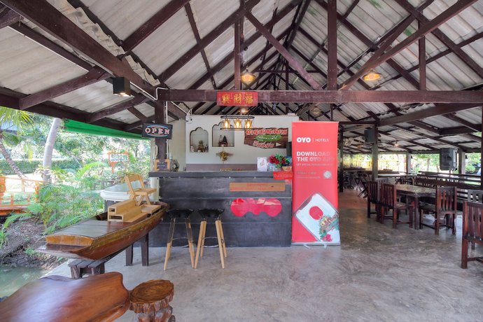 Imagen de los interiores del Hotel OYO 606 Baan Suansabai Pleanpanmai Resort Amphawa. Foto 18