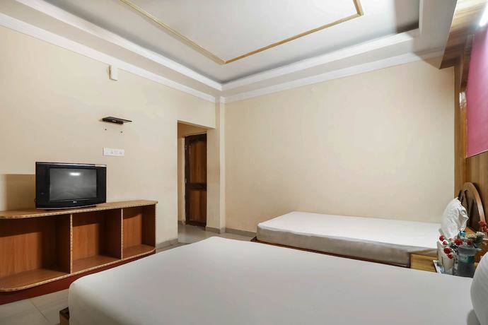 Imagen de la habitación del Hotel OYO 60859 C K International. Foto 7