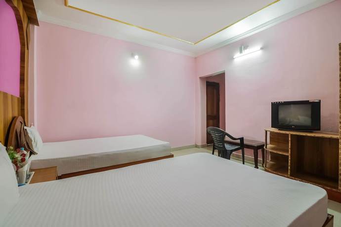 Imagen de la habitación del Hotel OYO 60859 C K International. Foto 8