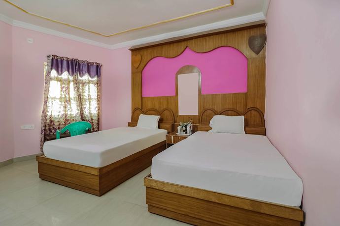 Imagen de la habitación del Hotel OYO 60859 C K International. Foto 12