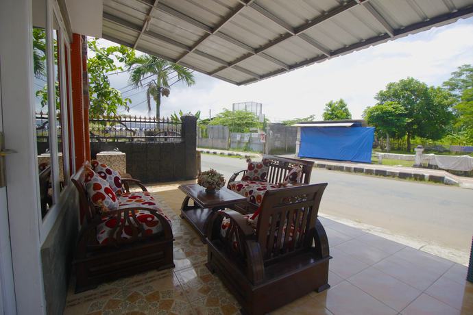 Imagen de los interiores del Hotel OYO 609 Ms Pangandaran. Foto 15