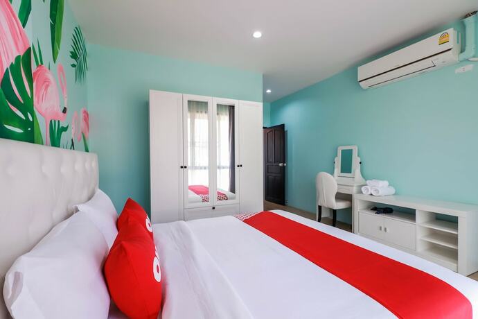 Imagen de la habitación del Hotel OYO 611 Stay Young Villa. Foto 4