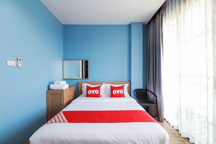 Imagen de la habitación del Hotel OYO 611 Stay Young Villa. Foto 14