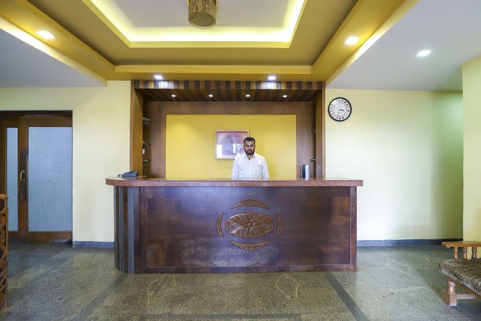 Imagen de los interiores del Hotel OYO 62100 Hill Top. Foto 17