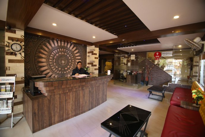 Imagen de los interiores del Hotel OYO 6251 Wildfire. Foto 19
