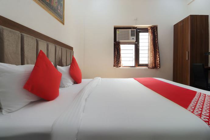 Imagen de la habitación del Hotel OYO 62646 Taj Classic. Foto 14