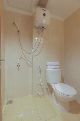 Imagen de la habitación del Hotel OYO 630 Green Lake View Cimanggis. Foto 8