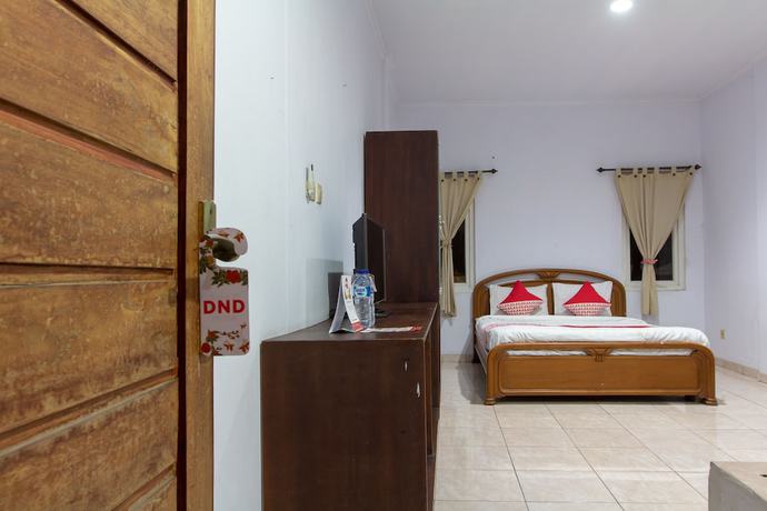 Imagen de la habitación del Hotel OYO 645 Griya Mas Syariah. Foto 8