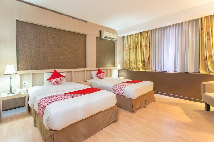Imagen de la habitación del Hotel OYO 663 Sejati. Foto 9