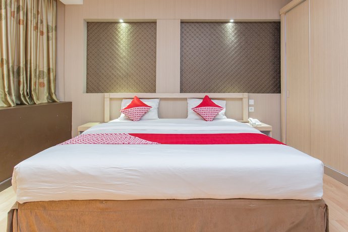 Imagen de la habitación del Hotel OYO 663 Sejati. Foto 11