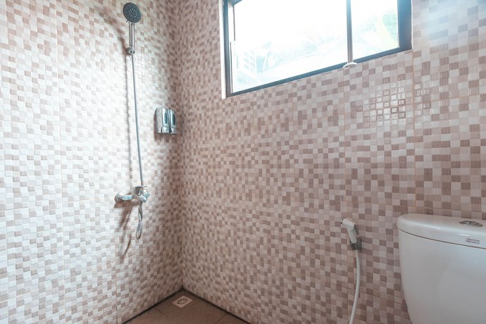Imagen de la habitación del Hotel OYO 665 Namora Residence. Foto 10