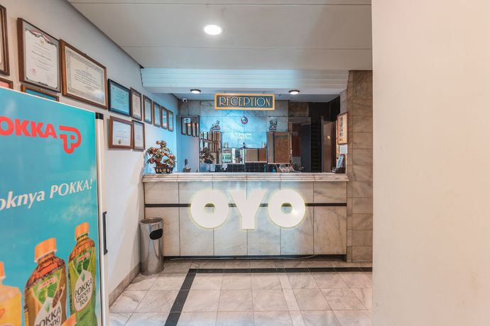 Imagen de los interiores del Hotel OYO 671 Capitol. Foto 16