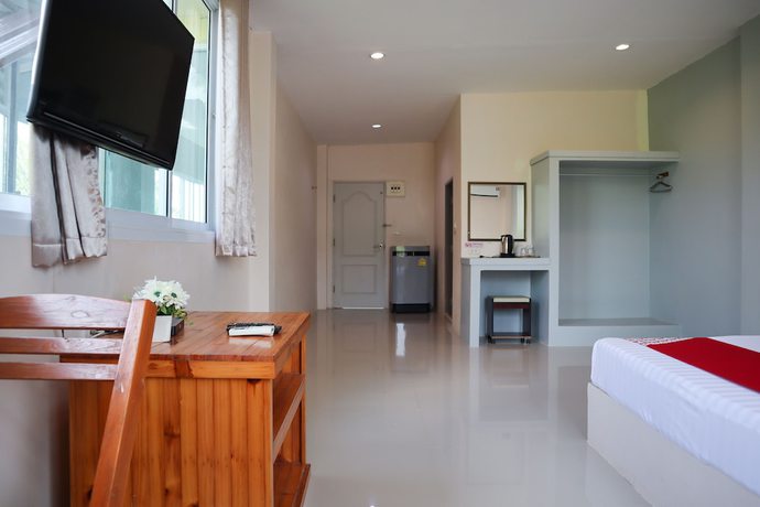 Imagen de la habitación del Hotel OYO 674 Greenery Home. Foto 16