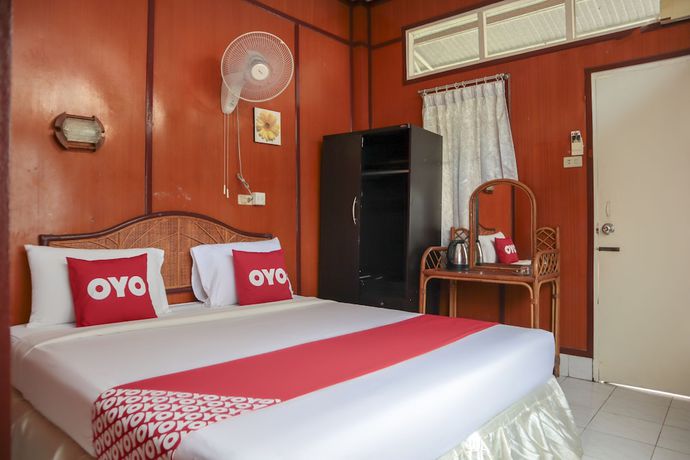 Imagen de la habitación del Hotel OYO 681 Paradise. Foto 9