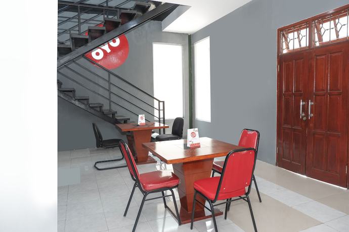 Imagen de los interiores del Hotel OYO 682 Ceria Homestay Syariah. Foto 16