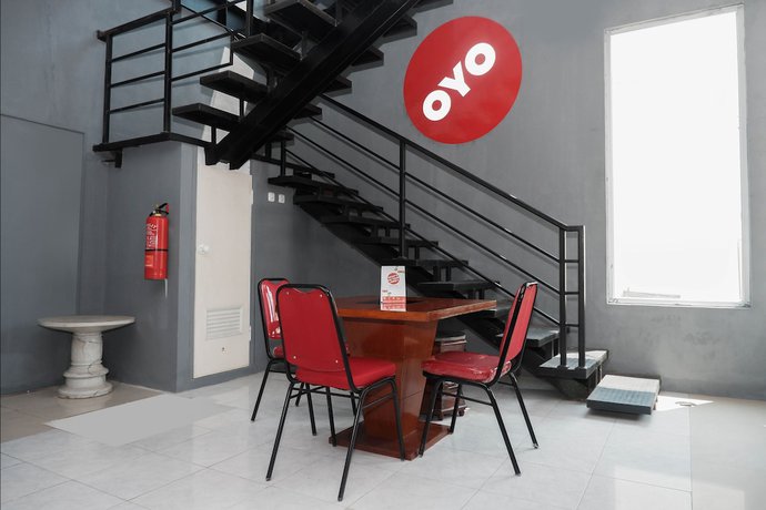 Imagen de los interiores del Hotel OYO 682 Ceria Homestay Syariah. Foto 18