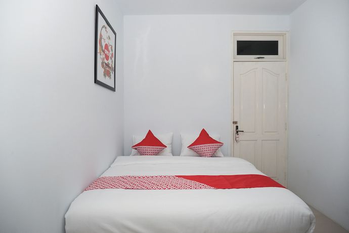 Imagen de la habitación del Hotel OYO 682 Ceria Homestay Syariah. Foto 8