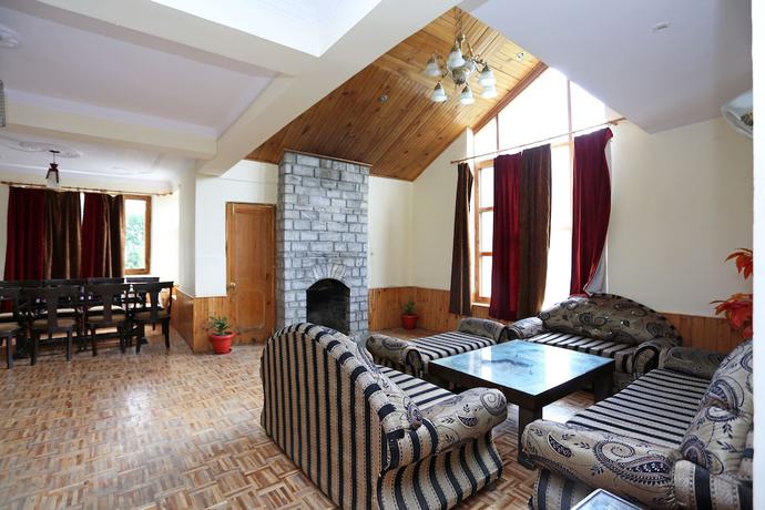 Imagen de los interiores del Hotel OYO 7008 Astha Cottage. Foto 15