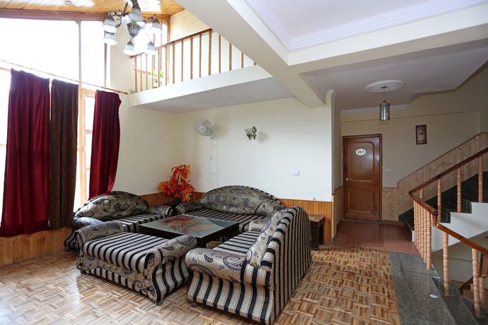 Imagen de los interiores del Hotel OYO 7008 Astha Cottage. Foto 16