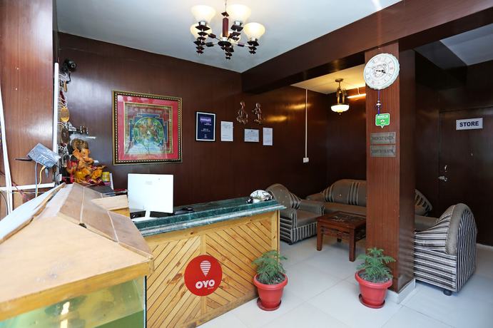 Imagen de los interiores del Hotel OYO 7008 Astha Cottage. Foto 17