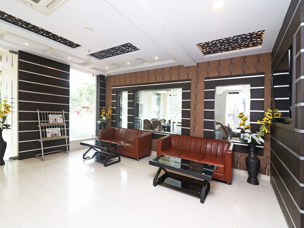 Imagen de los interiores del Hotel OYO 7054 Amabalika. Foto 17