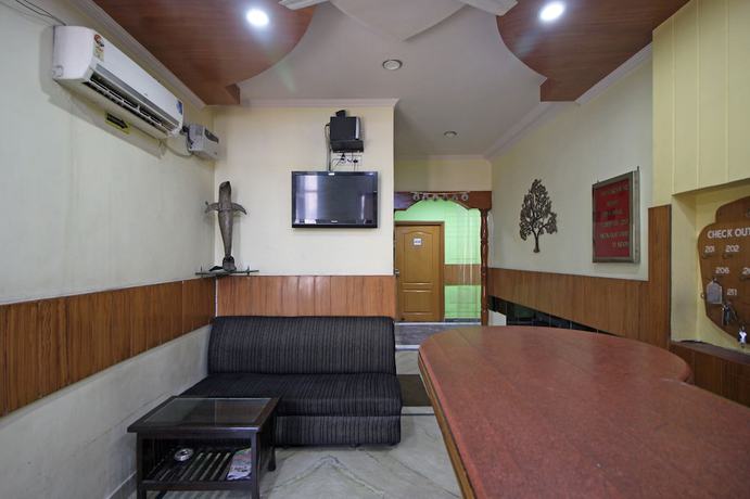 Imagen de los interiores del Hotel OYO 7147 Madhur Regency. Foto 18