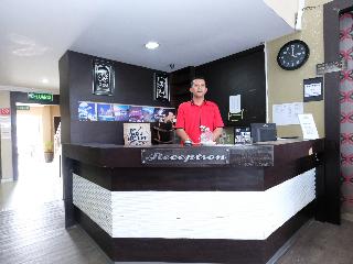 Imagen general del Hotel OYO 717 Mr J Hotel Wakaf Che Yeh 2. Foto 8