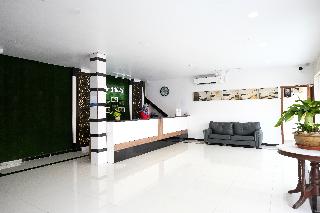 Imagen general del Hotel OYO 718 Mr J Hotel Wakaf Che Yeh 1. Foto 12
