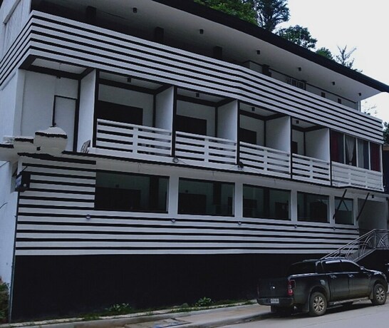Imagen general del Hotel OYO 718 Socrates Place. Foto 1