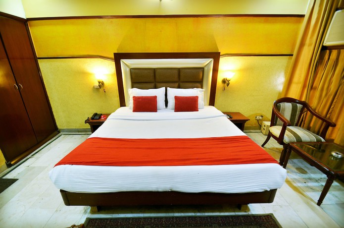 Imagen de la habitación del Hotel OYO 7219 Corporate Inn. Foto 7
