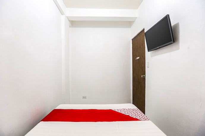 Imagen de la habitación del Hotel OYO 736 Jade Apartelle. Foto 4
