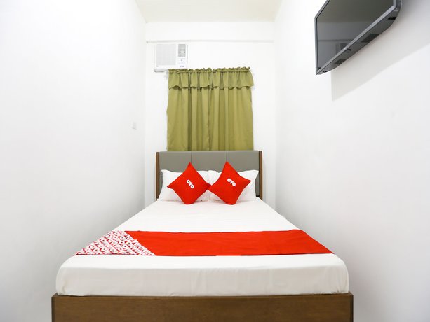 Imagen de la habitación del Hotel OYO 736 Jade Apartelle. Foto 11