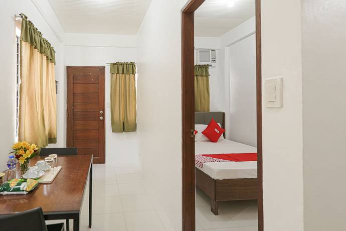 Imagen de la habitación del Hotel OYO 736 Jade Apartelle. Foto 14