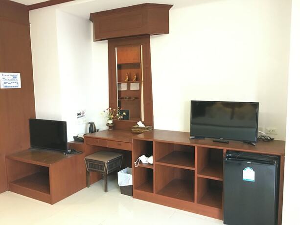 Imagen de la habitación del Hotel OYO 75315 Baan Chongfa Resort. Foto 13