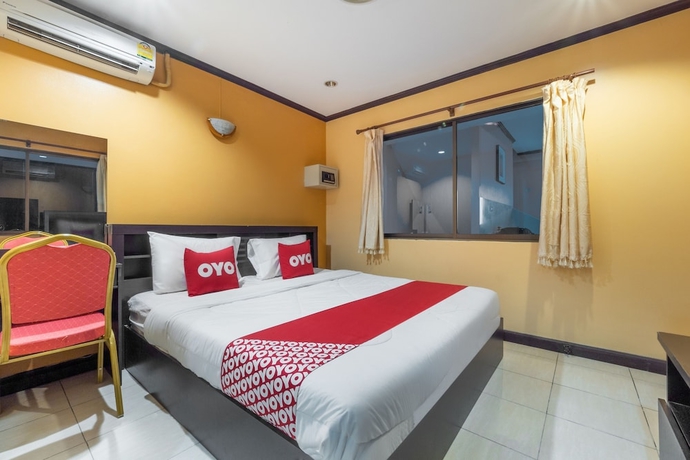Imagen de la habitación del Hotel OYO 75327 Diyana Residence. Foto 3