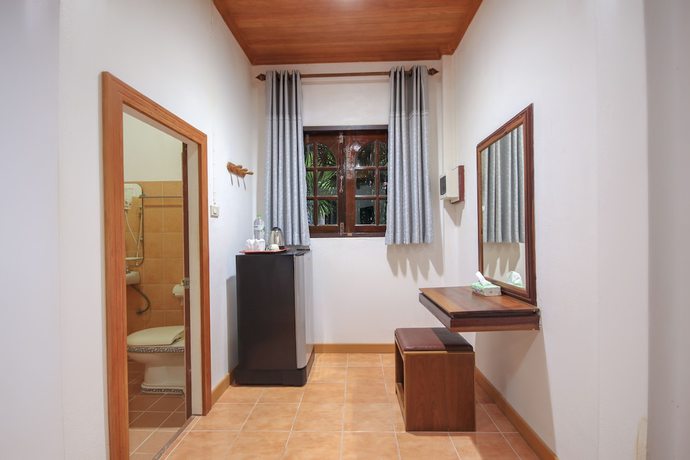 Imagen general del Hotel OYO 75353 Loy Chalet Resort. Foto 3