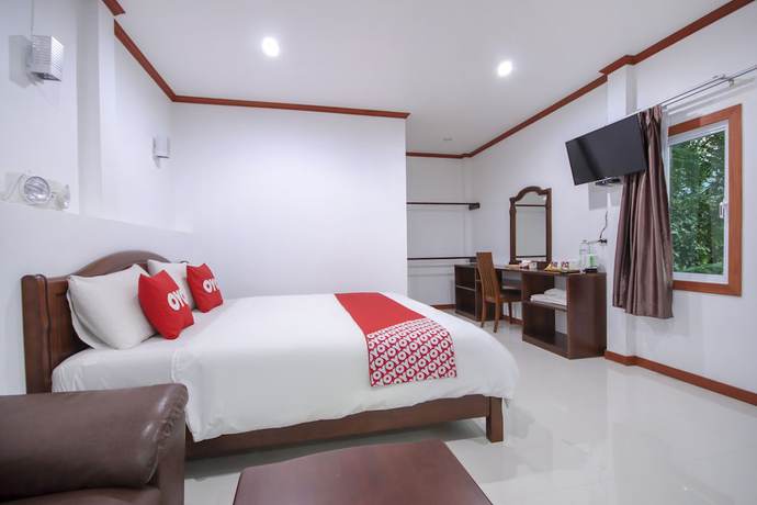 Imagen de la habitación del Hotel OYO 75353 Loy Chalet Resort. Foto 10