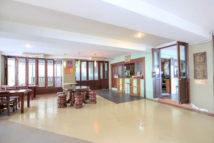 Imagen de los interiores del Hotel OYO 75354 Loyd Garden. Foto 14