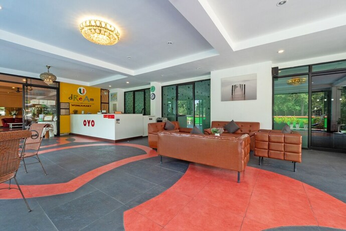 Imagen de los interiores del Hotel OYO 75367 UD Pattaya Hotel. Foto 16