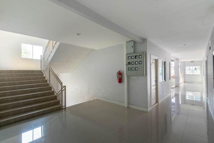 Imagen de los interiores del Hotel OYO 75389 Pandora house. Foto 14