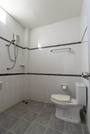 Imagen de la habitación del Hotel OYO 75389 Pandora house. Foto 6