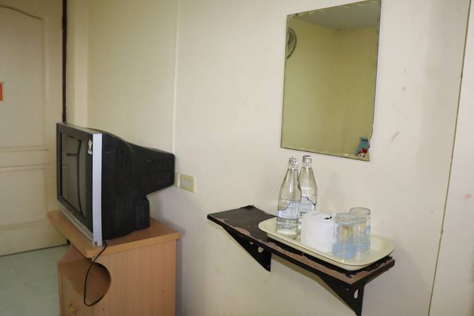 Imagen de la habitación del Hotel OYO 75408 Tipsiri Place. Foto 6