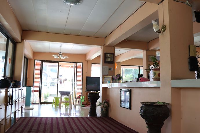 Imagen de los interiores del Hotel OYO 75408 Tipsiri Place. Foto 19