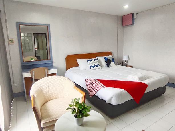 Imagen de la habitación del Hotel OYO 75446 Travis Inthamara 49. Foto 10