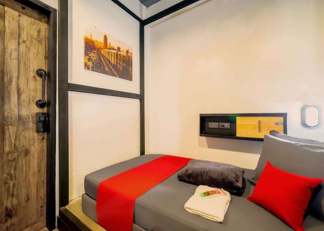 Imagen de la habitación del Hotel OYO 75456 Episode 11 Hostel Sukhumvit. Foto 10