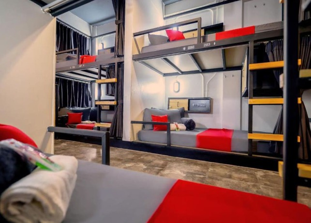 Imagen de la habitación del Hotel OYO 75456 Episode 11 Hostel Sukhumvit. Foto 16