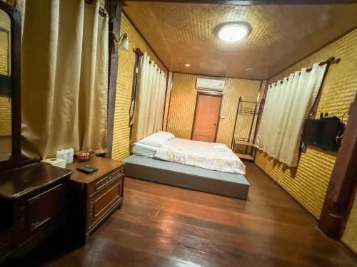 Imagen de la habitación del Hotel OYO 75496 Suree Garden Resort & Karaoke. Foto 18