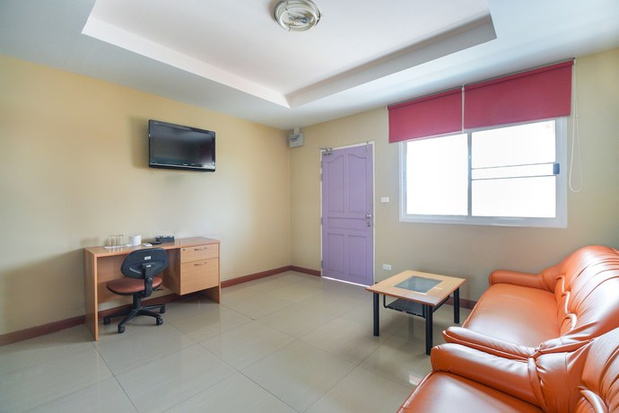 Imagen de la habitación del Hotel OYO 762 Chompoo. Foto 3